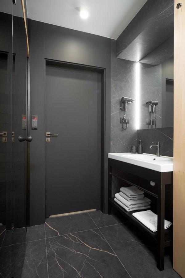 Jacuzzi Apartment Main Square Красков Екстериор снимка